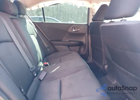 2015 Honda Accord Lx z USA, uszkodzony, nr VIN 1HGCR2F38FA229756